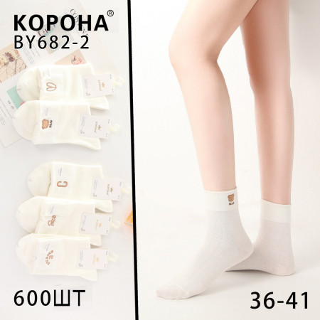 WS2733 Женские белые высокие носки Корона с вышивкой 